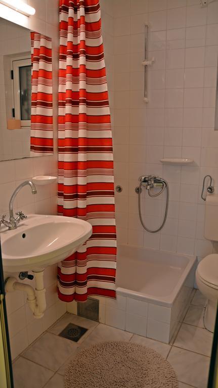 Apartments Gareta Gradac  Habitación foto